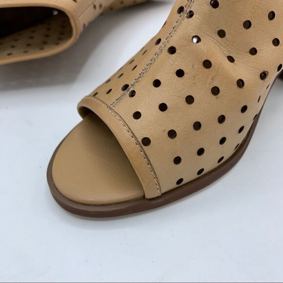 NEW Kelsi‎ Dagger Brooklyn KDB Tan Perforated Peep Toe Booties 7.5 - Picture 9 of 13